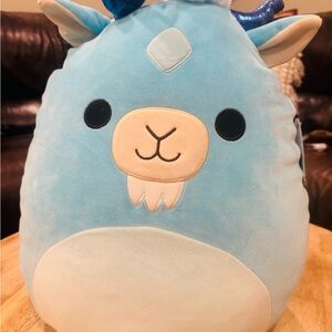 NWT: XL Squishmallow